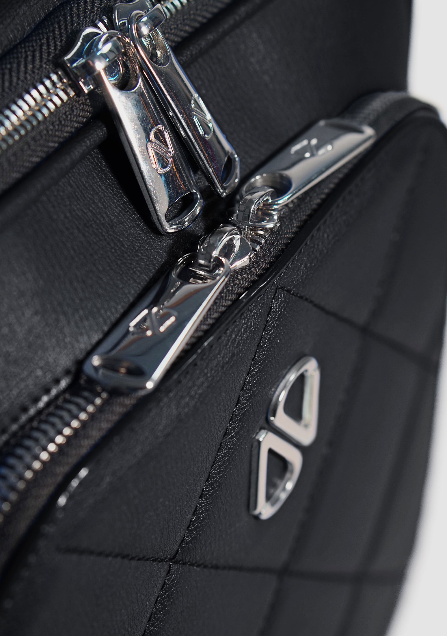 35 Dune Limited Black Calf Leather Backpack